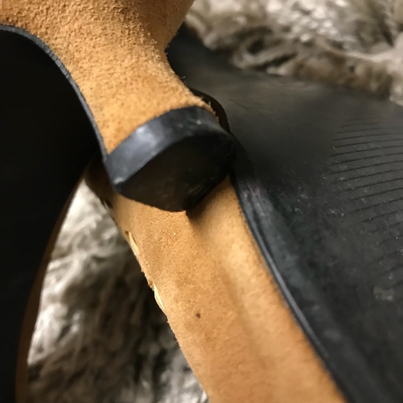 Tan suede bow kitten heels - Picture 3 of 5